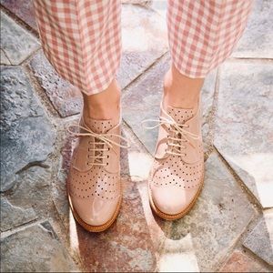 NWT The Office Of Angela Scott Mr. Muffin Derby Soft Mauve Patent